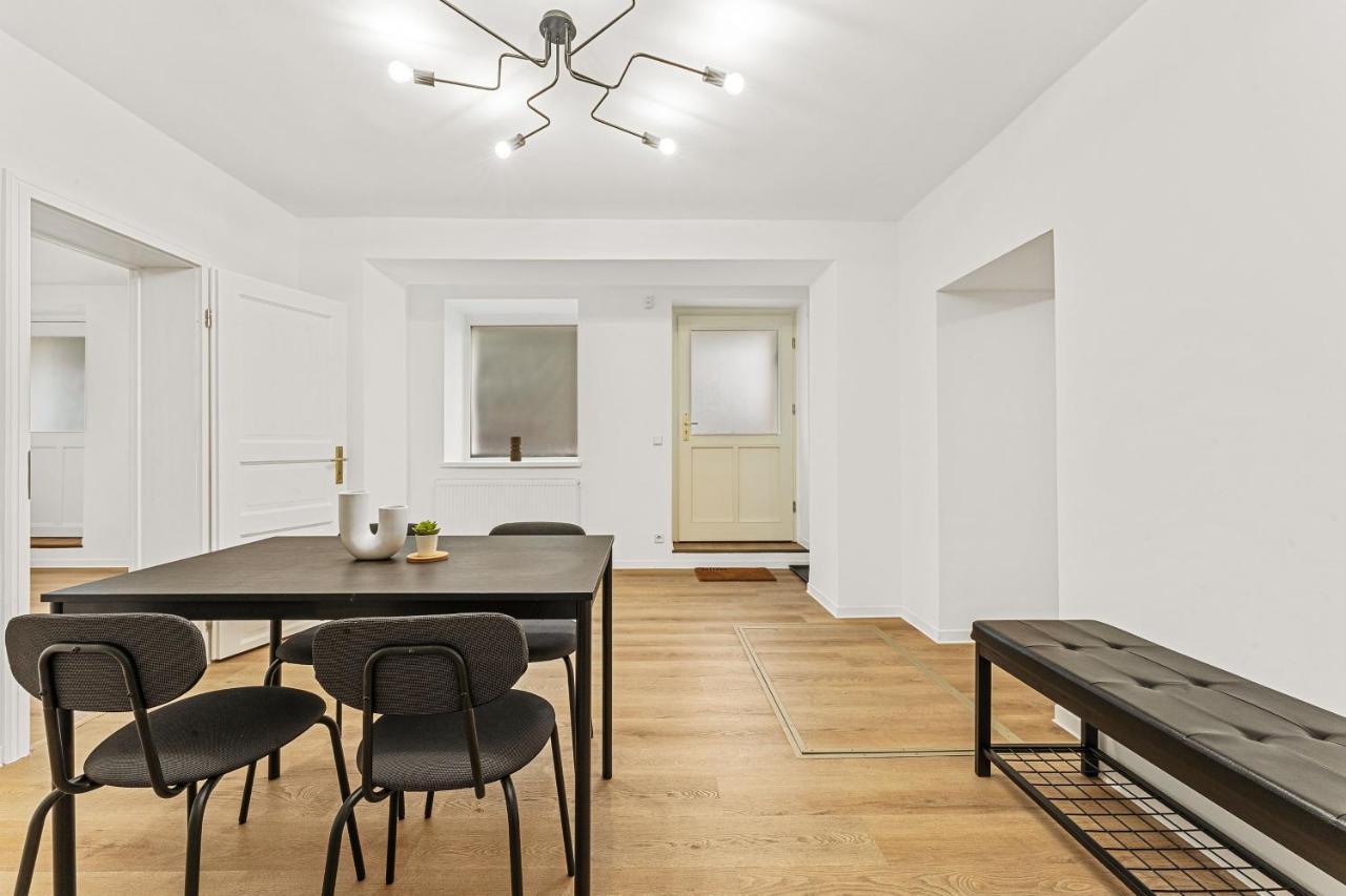 2 Zimmer Apartments, 4 Betten, Vollmoebliert,Zentrale Lage Am S-Bahnhof Berlino Esterno foto